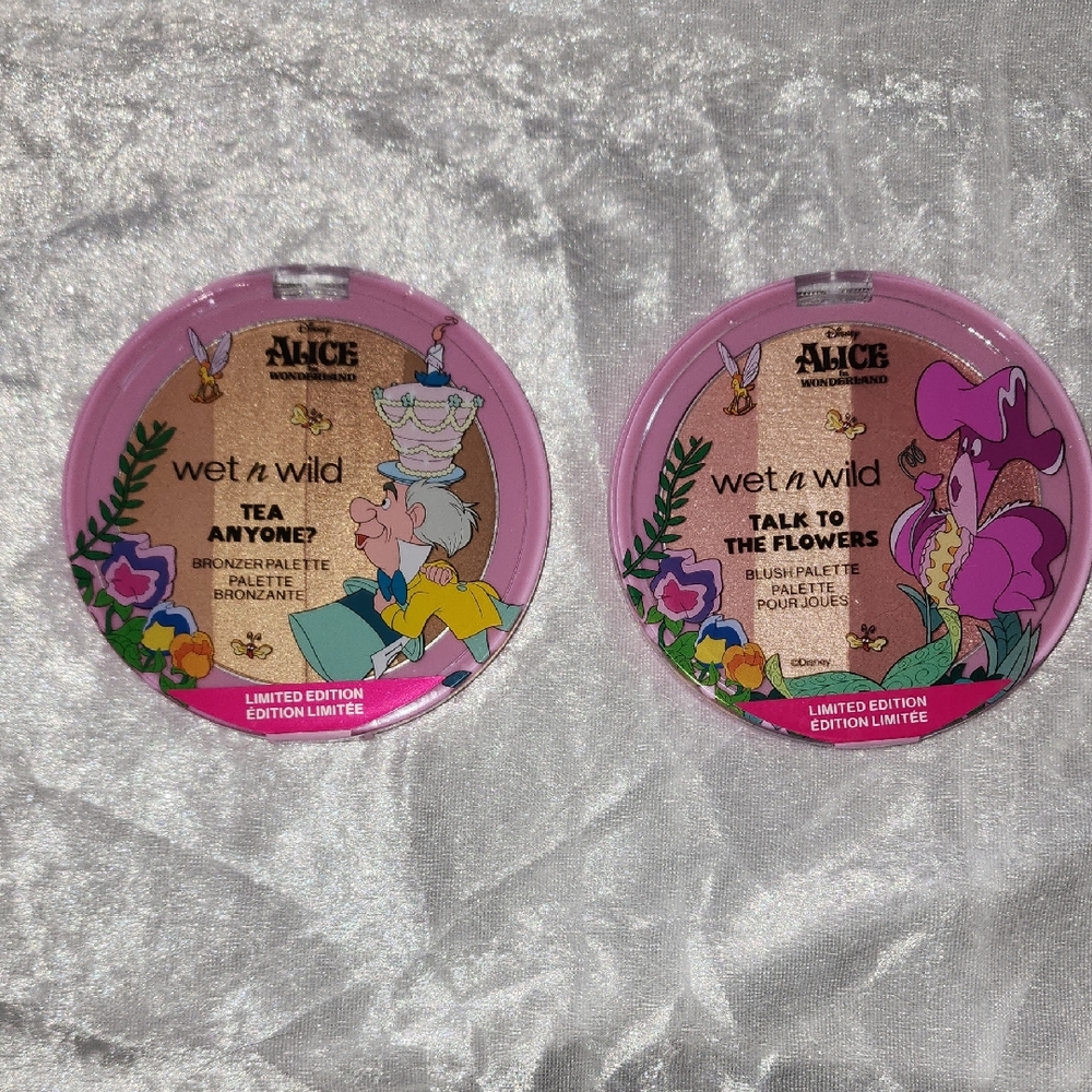 ✨️DISNEY ALICE IN  WONDERLAND BRONZER PALLETTE/ BLUSH PALETTE ✨️💕